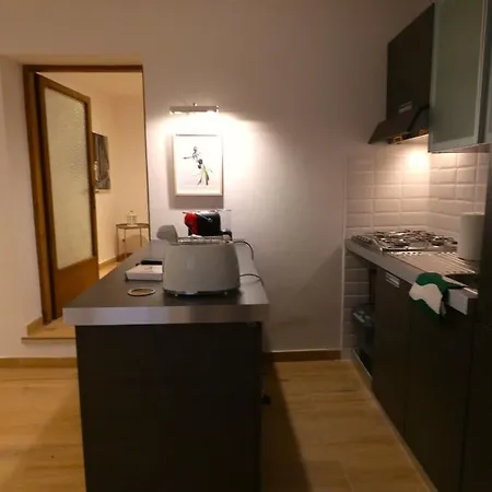 Scappo In Umbria, Casa Cavour